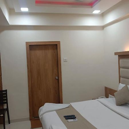 Sun Inn Residency , Navi Mumbai Zewnętrze zdjęcie